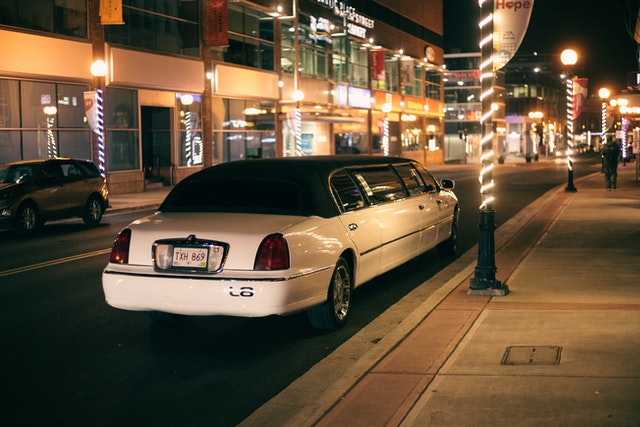 limousine luxury services
